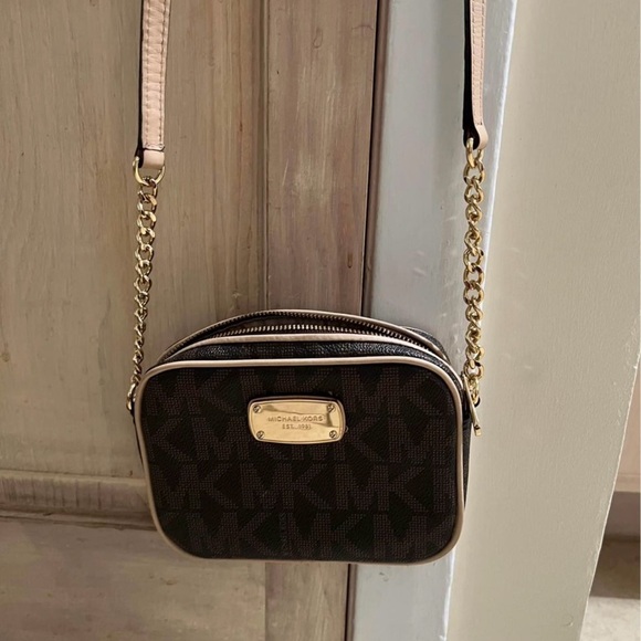 Michael Kors Mini Jet Set Shoulder / Crossbody Bag - Picture 3 of 8